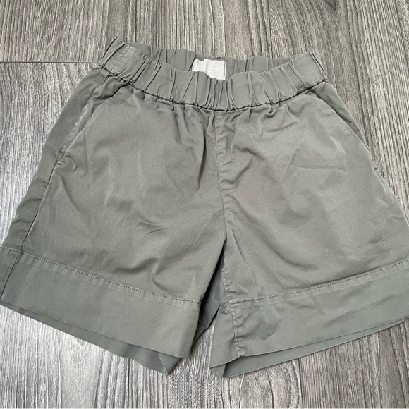 Everlane Easy Shorts - Picture 5 of 5